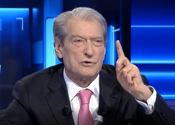 “Non grata”, Berisha: Diplomati amerikan i kërkoi Ramës e Bashës që …