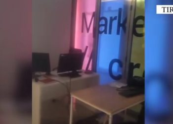Mashtrim në Call Center/Pranga për 6 punonjës,1 nga organizatorët.Të tjerë në kërkim