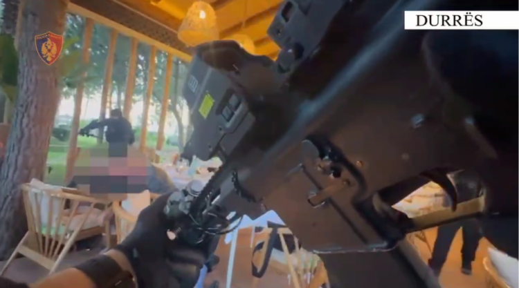 VIDEO/ Momenti kur RENEA arreston “Akilin” dhe 6 të tjerët te Gjiri i Lalzit