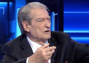 “S’punojmë për të bërë Berishën kryeministër”,Berisha komenton deklaratën e Këlliçit