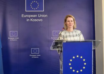 Kallas bën thirrje për zhbllokim të ngërçit politik në Kosovë