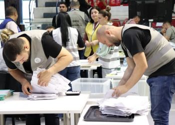 Votat e Greqisë,përfundon procesi i numërimit për subjektet zgjedhore në katër qarqe