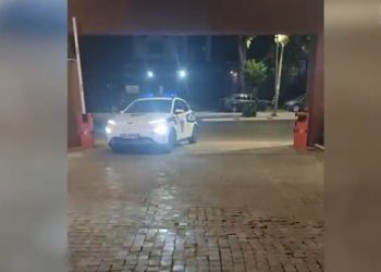 Merret peng 31-vjeçari, mbahet në makinë e dhunohet/ Policia arreston autorin