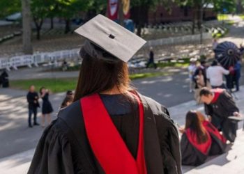 Trump-it “nuk i del inati”! Ndalon vizat për mijëra studentë nga Kina