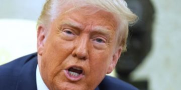 Tërhiqet Trump, pranon të shtyjë deri më 9 korrik tarifat ndaj BE