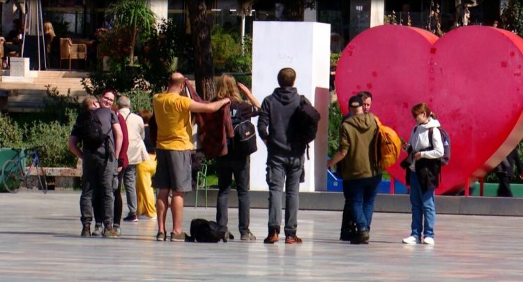 Shqiptarët zgjedhin pushimet brenda vendit