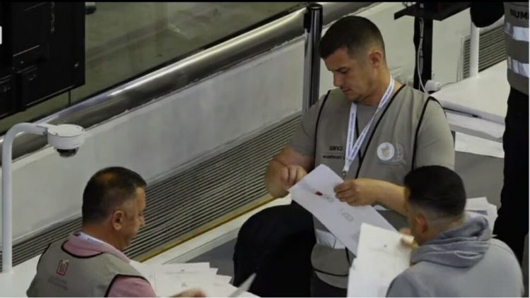 Zgjedhjet e 11 majit/ Nis numërimi i votave të Greqisë