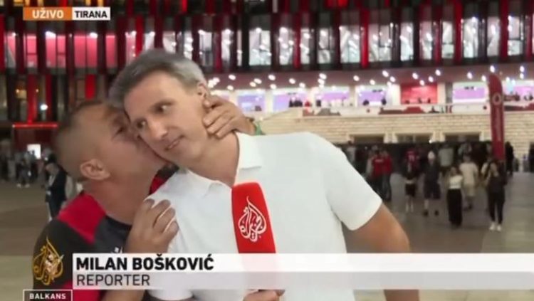 VIDEO/ Ndeshja ndaj Serbisë, çfarë ndodhi mes tifozit shqiptar dhe gazetarit serb