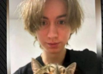 Publikohet fotoja e autorit që vrau 10 persona në Austri, i dërgoi videomesazh nënës