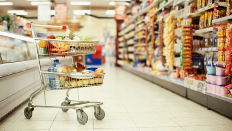 Turizmi nxit konsumin, tregtia me pakicë rritje vjetore me 7% në 3-mujor