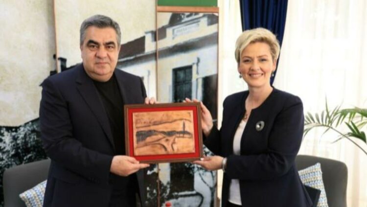 Gonxhja në Preshevë për Panairin e Parë të Librit Shqip: Gjuha, pasuria jonë