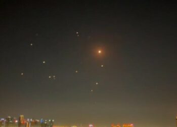 Irani goditi bazën amerikane, reagon Katari: Nuk ka viktima!