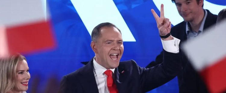 Zgjedhjet presidenciale, goditje për qeverinë polake