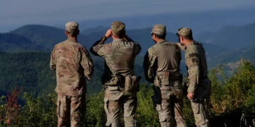 Analiza e REL: Kosova, larg Lindjes së Mesme, por afër pasojave