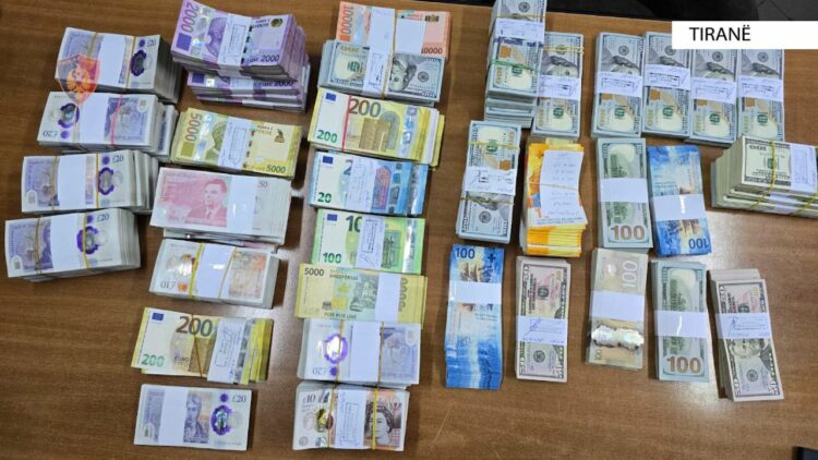 Policia  sekuestron 500 mijë euro, pronarja e exchange-t nuk deklaronte të ardhurat
