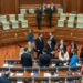 Deputetët sërish s’arrijnë marrëveshje,dështon për herë të 35 konstituimi i Kuvendit