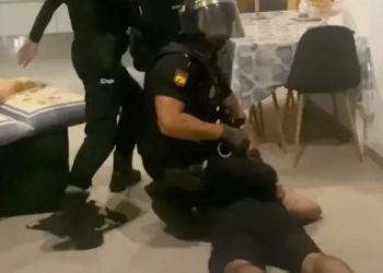 Spanja çmonton organizatën më të madhe të kokainës, 48 të arrestuar