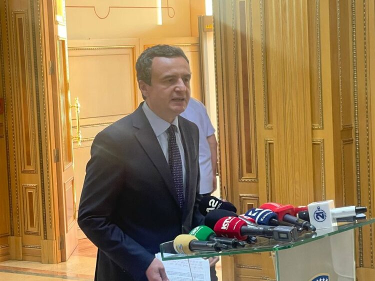 “Bëra dy propozime”, Kurti flet pas takimit me liderët e partive