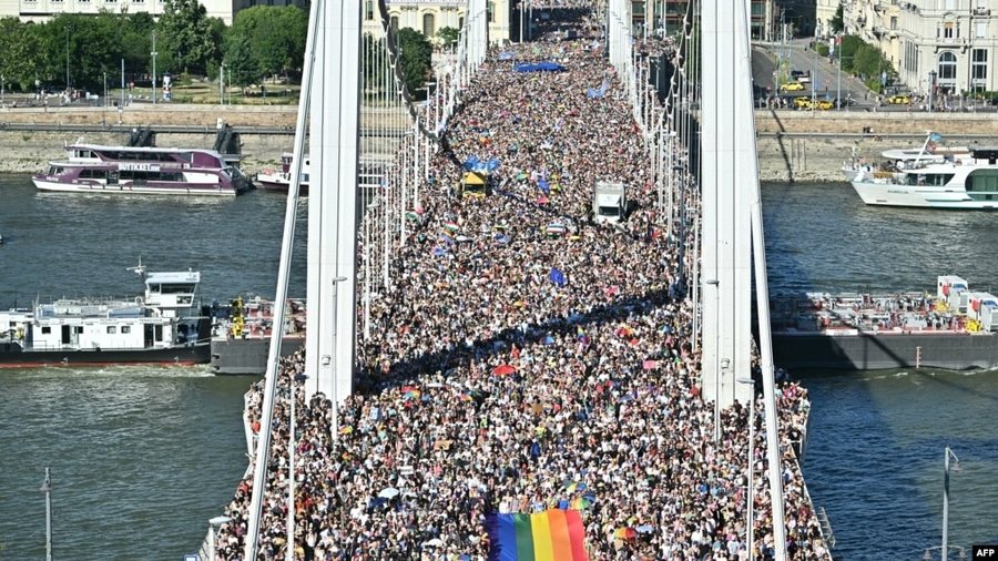Orbani akuzon BE-në për orkestrim të Paradës të Krenarisë në Budapest