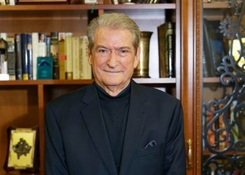 Kurban Bajrami, Berisha: I madhi Zot të kthejë sakrificat tuaja në shëndet e mbarësi