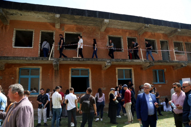 Debati për restaurimin e burgut të Spaçit, Ministria e Kulturës: Tymnajë dashakeqe!
