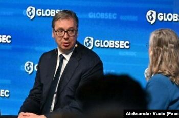 Vuçiç në Globsec: Beogradi nuk është i gatshëm ta njohë pavarësinë e Kosovës