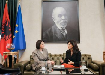 Lirimi nga burgu i liderit të opozitës bjelloruse/Spiropali: Një hap shprese për…