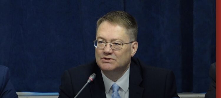 Abbott: Duhet të ketë më shumë transparencë dhe mekanizma në zhvillimin e zgjedhjeve