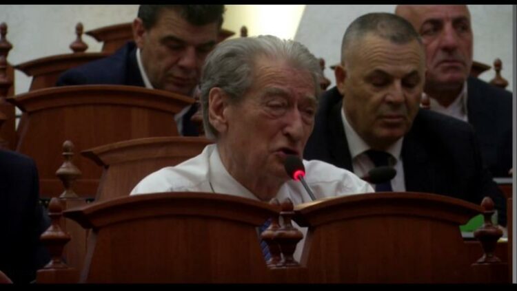 Opozita kërkon zgjedhjen e Avokatit të Popullit/Berisha: Rama s’pranon kandidaturën