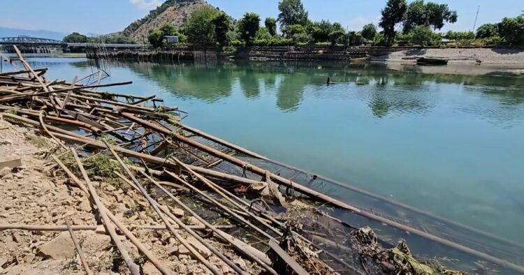 Vijon faza e dytë e ndërhyrjes në shtratin e lumit Buna në zonën e Dajlanit