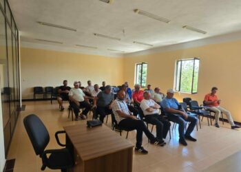 Murtaja e bagëtive, Bashkia e Shkodrës nis takime informuese me fermerët