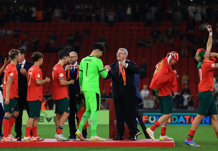 Euro U-17 në Shqipëri/Federata Belge e Futbollit letër urimi Presidentit Duka