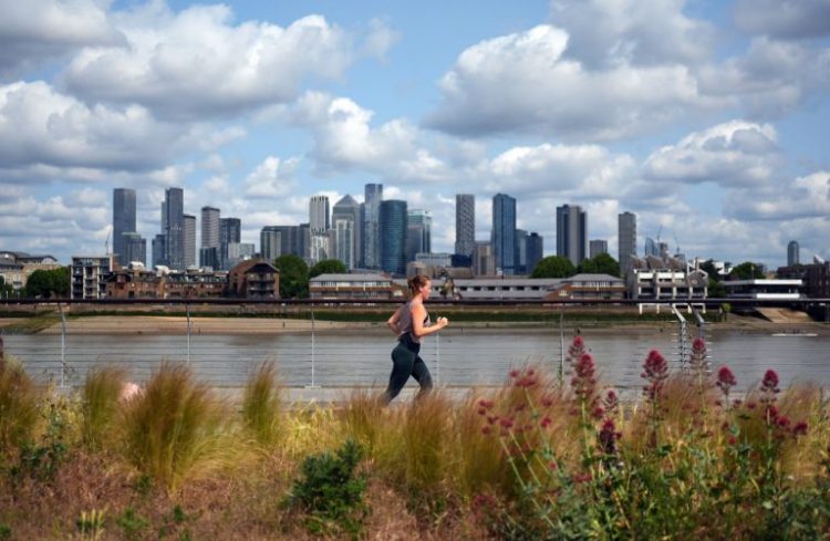 Britania e Madhe regjistroi pranverën më të thatë në pesë dekadat e fundit