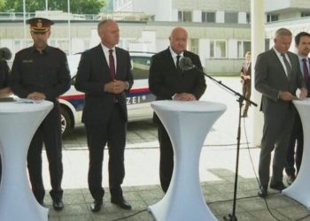 Masakra, ministri austriak: Autori, një ish nxënës që nuk e mbaroi shkollën