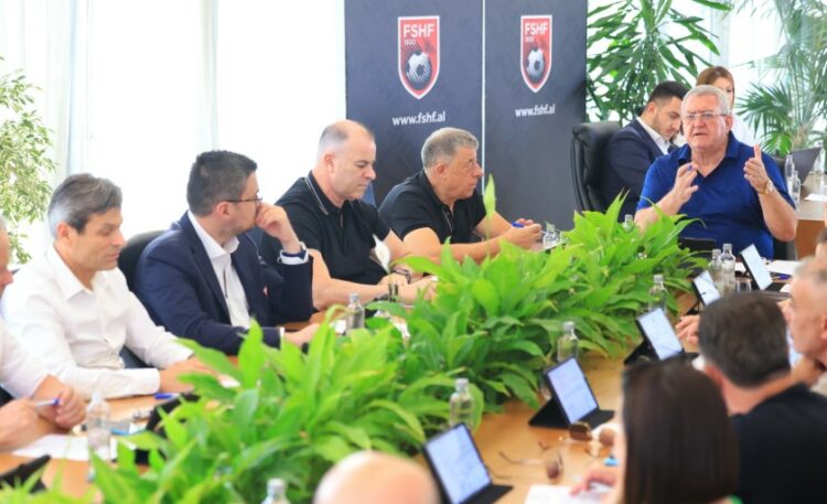 Mblidhet Komiteti Ekzekutiv i FSHF, miratohet ndërtimi i 2 fushave të reja në Durrës