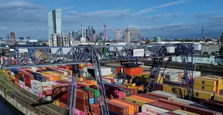 Tarifat amerikane prekin rimëkëmbjen ekonomike të Gjermanisë! Bien eksportet dhe..