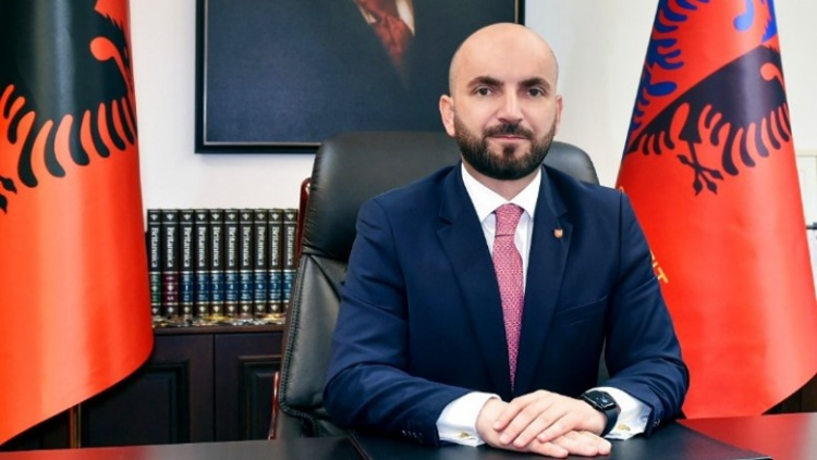 Sot afati i fundit, Gledis Nano në garë për drejtuesin e ri të BKH-së