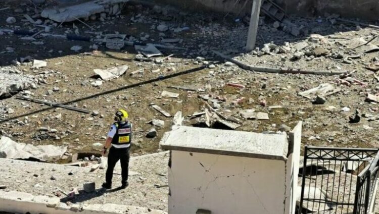 Plagosen 17 izraelitë në Haifa, pas sulmit me breshëri raketash nga Irani