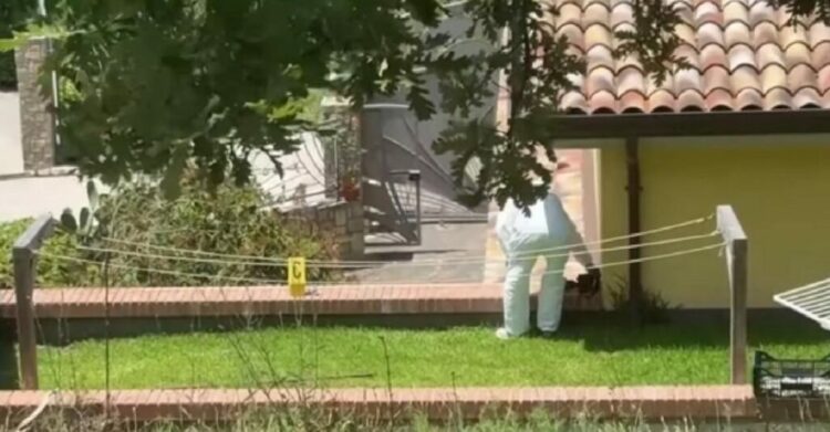 Itali/ Pronari vret shqiptarin që hyri për të vjedhur dhe i fsheh trupin