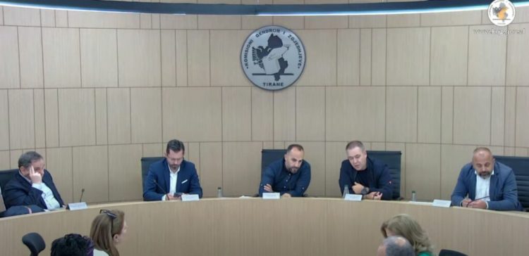 KAS rrëzon kërkesën e PD për të hapur 43 kuti në Vlorë: Të këqyren vetëm 4