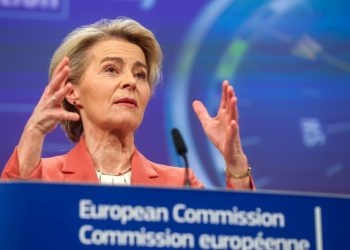 Ursula von der Leyen prezanton paketën e 18-të të sanksioneve kundër Rusisë
