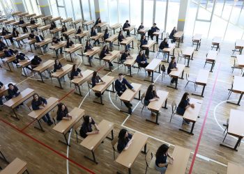 Nesër provimi i parë i Maturës Shtetërore, Manastirliu: Ja rregullat për maturantët