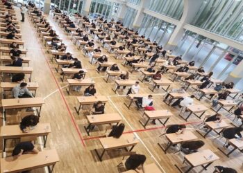 Matura Shtetërore/ Rreth 30 minuta nga nisja e provimit, dalin tezat e matematikës