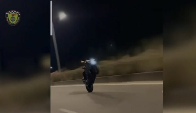 Rrugorja shton kontrollet: Bllokohen 23 motomjete dhe 12 makina. Ja vlera e gjobave