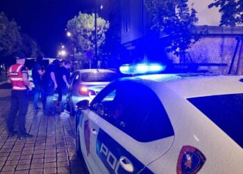 Shkodër/ Plagosi me armë zjarri 26 vjeçarin, shpallet në kërkim autori