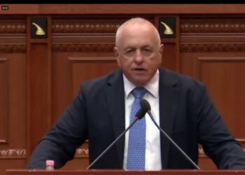 “Po godisni familjen”/Shehu:Kaloni ligjin që njeh vetëm 2 gjini.Spiropali: Nismat..