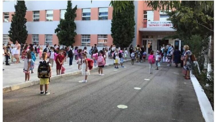 Viti i ri shkollor nis më 8 shtator