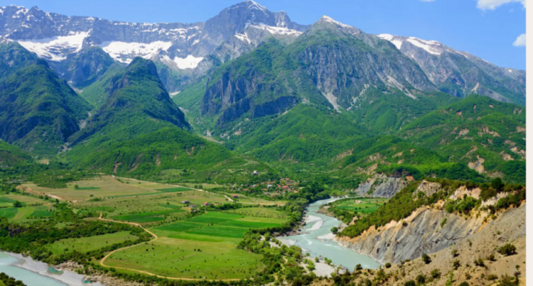 “The Times”: Zbuloni anën sekrete dhe piktoreske të jugut të Shqipërisë