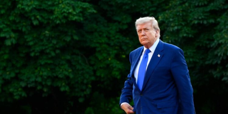 Trump arrin në samitin e NATO,aleatët zotohen për rritje të shpenzimeve në mbrojtje