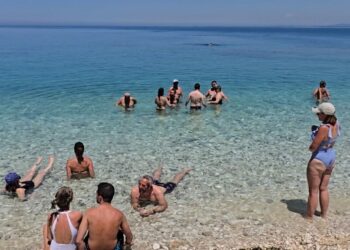 Turistët italianë: Bregdeti juaj i mirë si në Puglia